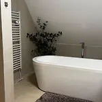 דירה Stunning 4br Penthouse - Ac, Netflix & Stift View