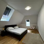 Stunning 4br Penthouse - Ac, Netflix & Stift View *