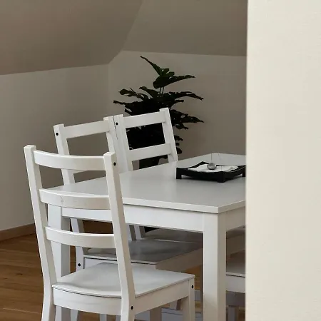 Stunning 4br Penthouse - Ac, Netflix & Stift View Klosterneuburg