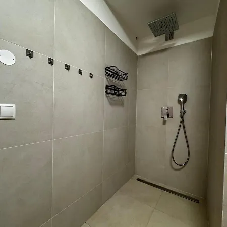 Stunning 4br Penthouse - Ac, Netflix & Stift View * Klosterneuburg