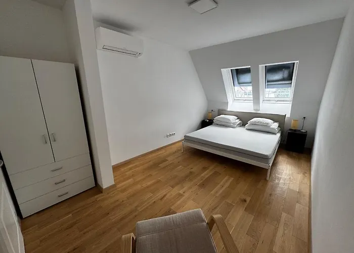 Stunning 4br Penthouse - Ac, Netflix & Stift View